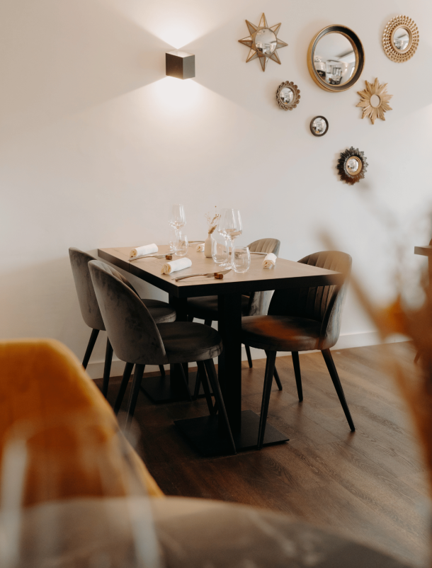 table au haut linage restaurant à penmarch